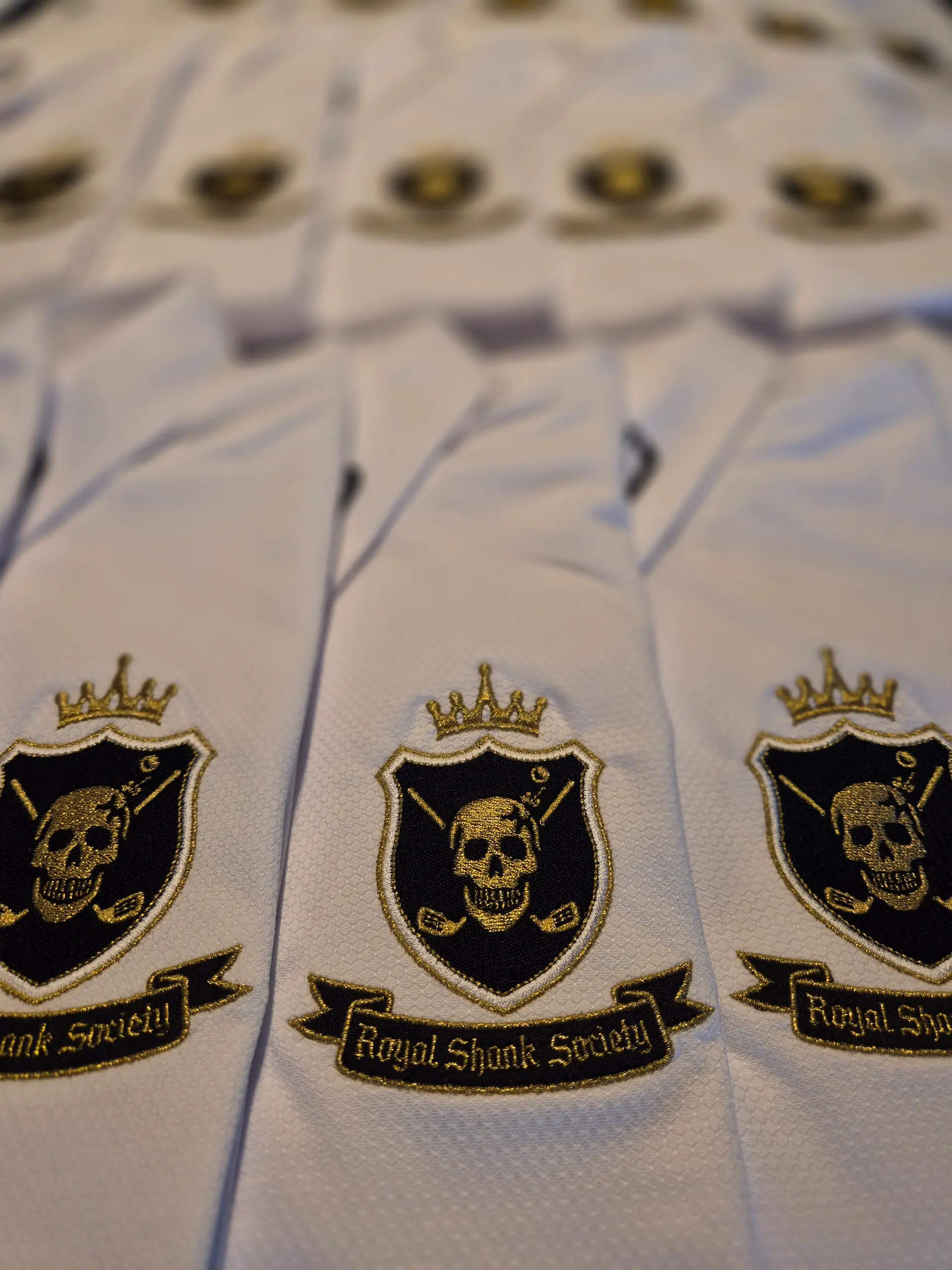 Golfclub Logo-Stickerei auf Polo — sportliche Textil-Personalisierung von BrodeArt Freiburg